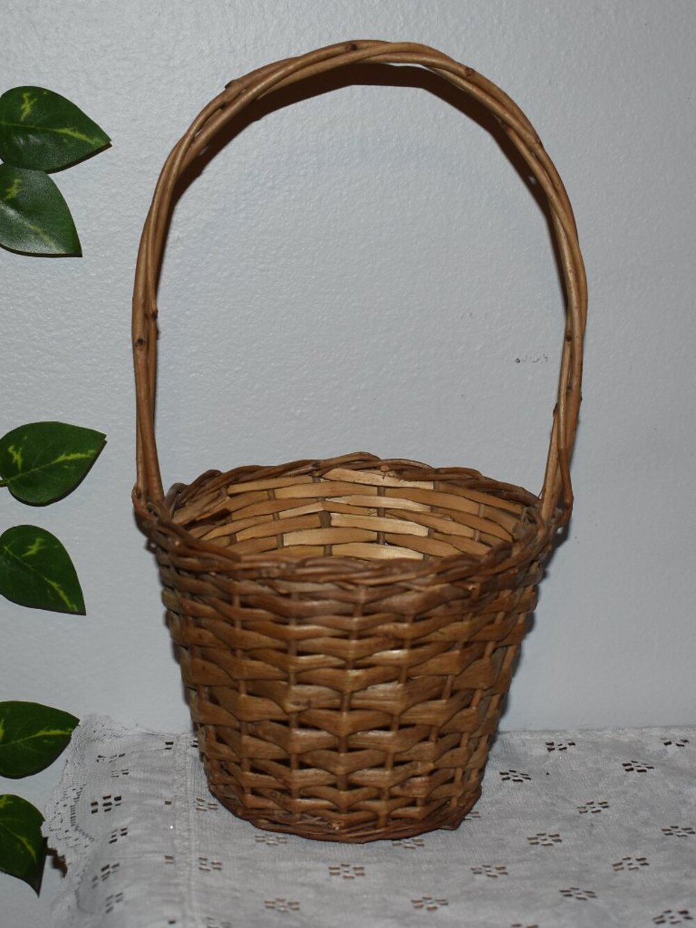 Vintage Small Cottage Basket Decor